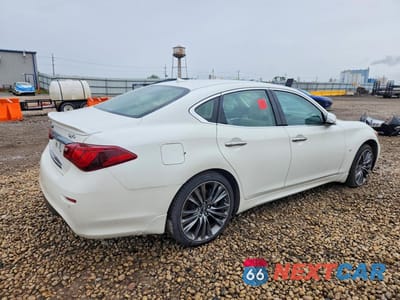 Trzecie zdjęcie samochodu z tyłu: 2019 INFINITI Q70 3.7 LUXE VIN:JN1BY1AR7KM580091 - miniatura