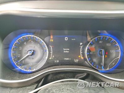 Zdjęcie 9 z 13 samochodu: 2018 CHRYSLER PACIFICA LIMITED VIN:2C4RC1GG6JR274009 - miniatura