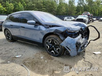 Czwarte zdjęcie samochodu z boku: 2023 BMW IX M60 VIN:WB533CF05PCM09936 - miniatura