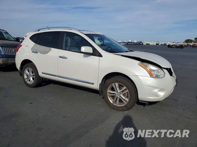 Czwarte zdjęcie samochodu z boku: 2013 NISSAN ROGUE S VIN:JN8AS5MT5DW533145 - miniatura
