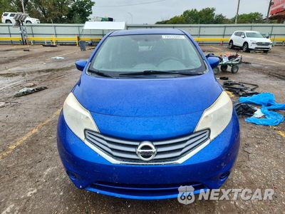 Piąte zdjęcie samochodu w środku: 2015 NISSAN VERSA NOTE SV VIN:3N1CE2CP1FL414356 - miniatura