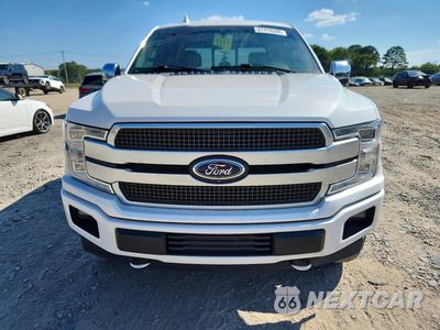 Piąte zdjęcie samochodu w środku: 2018 FORD F150 SUPERCREW VIN:1FTEW1E53JFB50956 - miniatura