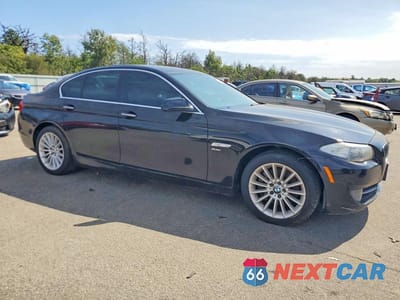 Czwarte zdjęcie samochodu z boku: 2012 BMW 535 XI VIN:WBAFU7C58CDU63349 - miniatura