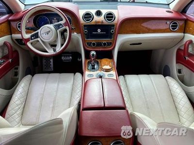 Zdjęcie 9 z 10 samochodu: 2017 BENTLEY BENTAYGA VIN:SJAAC2ZV0HC015180 - miniatura