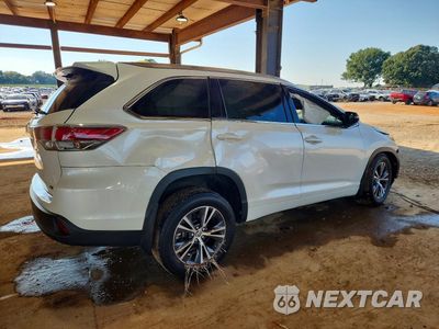 Trzecie zdjęcie samochodu z tyłu: 2016 TOYOTA HIGHLANDER XLE VIN:5TDKKRFH4GS505115 - miniatura