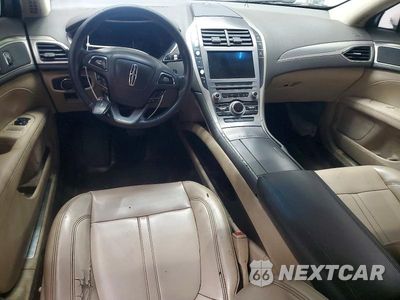 Zdjęcie 8 z 12 samochodu: 2017 LINCOLN MKZ PREMIERE VIN:3LN6L5A94HR619882 - miniatura