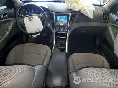 Zdjęcie 8 z 13 samochodu: 2011 HYUNDAI SONATA SE 2.0T VIN:5NPEC4AB9BH318144 - miniatura