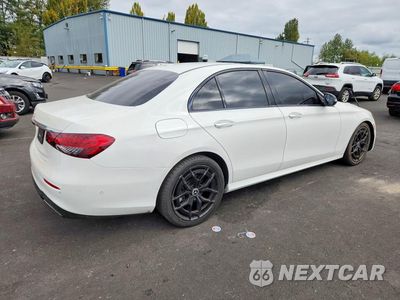 Trzecie zdjęcie samochodu z tyłu: 2021 MERCEDES-BENZ E 350 VIN:W1KZF8DB4MA932708 - miniatura