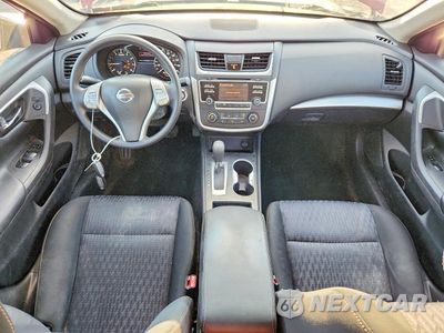 Zdjęcie 8 z 12 samochodu: 2016 NISSAN ALTIMA 2.5 S VIN:1N4AL3AP3GC117871 - miniatura