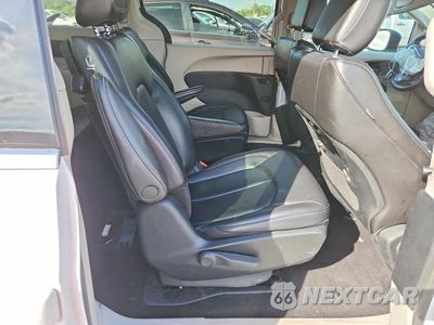 Zdjęcie 10 z 12 samochodu: 2023 CHRYSLER PACIFICA HYBRID TOURING L VIN:2C4RC1L72PR572460 - miniatura