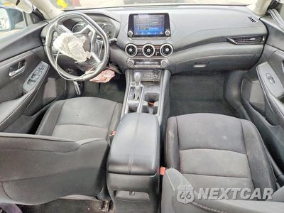 Zdjęcie 8 z 12 samochodu: 2025 NISSAN SENTRA SV VIN:3N1AB8CV1SY251867 - miniatura