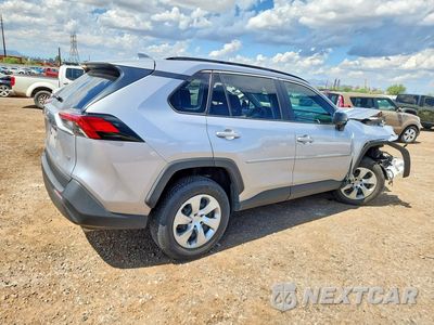 Trzecie zdjęcie samochodu z tyłu: 2021 TOYOTA RAV4 LE VIN:2T3H1RFV6MC166372 - miniatura
