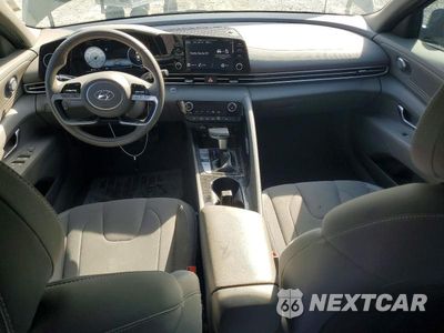 Zdjęcie 8 z 12 samochodu: 2022 HYUNDAI ELANTRA SEL VIN:5NPLS4AG4NH084439 - miniatura