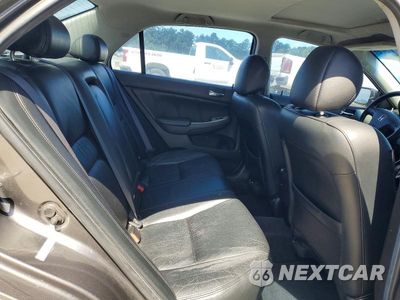 Zdjęcie 10 z 12 samochodu: 2006 HONDA ACCORD EX VIN:1HGCM66596A070057 - miniatura
