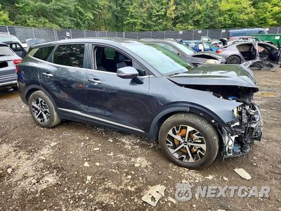 Czwarte zdjęcie samochodu z boku: 2024 KIA SPORTAGE EX VIN:5XYK33DF9RG218638 - miniatura