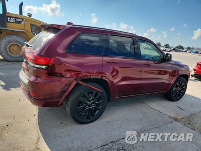 Trzecie zdjęcie samochodu z tyłu: 2019 JEEP GRAND CHEROKEE LAREDO VIN:1C4RJEAG3KC596428 - miniatura