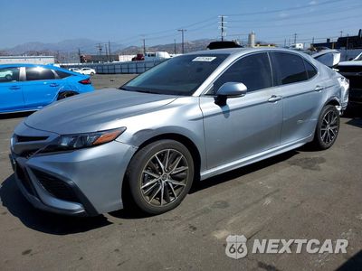 2024 TOYOTA CAMRY SE 4T1G11AK3RU898418 - główne zdjęcie licytacji z USA - miniatura