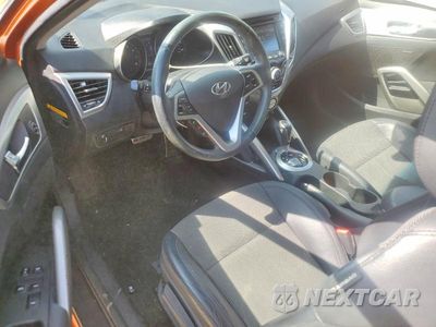 Zdjęcie 8 z 12 samochodu: 2013 HYUNDAI VELOSTER BASE VIN:KMHTC6AD5DU170941 - miniatura