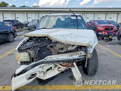 Piąte zdjęcie samochodu w środku: 1997 CHEVROLET BLAZER 4D TRUCK VIN:1GNDT13W9V2167457 - miniatura