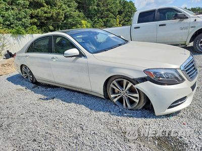 Czwarte zdjęcie samochodu z boku: 2015 MERCEDES-BENZ S 550 VIN:WDDUG8CB7FA171605 - miniatura