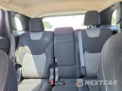 Zdjęcie 10 z 13 samochodu: 2016 JEEP CHEROKEE SPORT VIN:1C4PJLABXGW136849 - miniatura