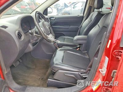 Zdjęcie 7 z 13 samochodu: 2016 JEEP COMPASS SPORT VIN:1C4NJCBA3GD783618 - miniatura