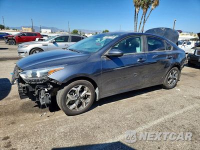 2019 KIA FORTE LXS 3KPF24AD1KE071179 - główne zdjęcie licytacji z USA - miniatura
