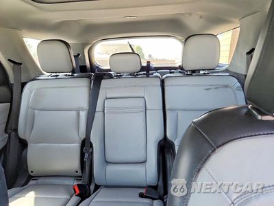 Zdjęcie 10 z 13 samochodu: 2021 FORD EXPLORER XLT VIN:1FMSK7DH1MGA95687 - miniatura