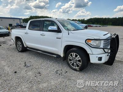 Czwarte zdjęcie samochodu z boku: 2016 TOYOTA TUNDRA PLATINUM VIN:5TFAW5F11GX546873 - miniatura