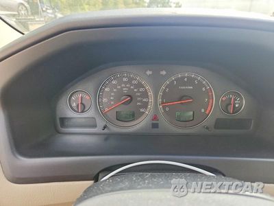 Zdjęcie 9 z 12 samochodu: 2004 VOLVO S60 2.5T VIN:YV1RH59H142367791 - miniatura