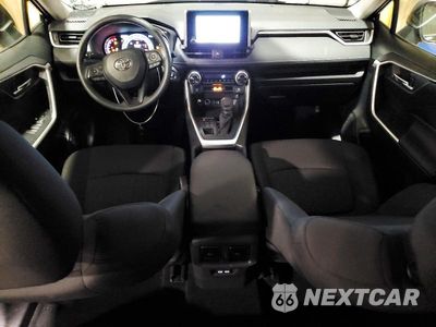 Zdjęcie 8 z 13 samochodu: 2025 TOYOTA RAV4 XLE VIN:JTMP1RFV8SJ045722 - miniatura