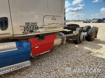Zdjęcie 13 z 13 samochodu: 2011 FREIGHTLINER CASCADIA SEMI TRUCK VIN:1FUJGLDR6BSAS0928 - miniatura