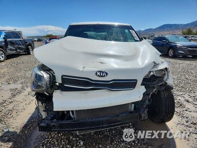 Piąte zdjęcie samochodu w środku: 2019 KIA SOUL BASE VIN:KNDJN2A26K7688792 - miniatura