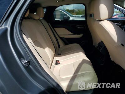 Zdjęcie 11 z 14 samochodu: 2017 JAGUAR F-PACE PREMIUM VIN:SADCJ2BV8HA094332 - miniatura
