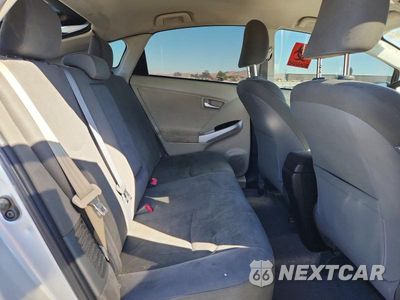 Zdjęcie 10 z 13 samochodu: 2013 TOYOTA PRIUS THREE VIN:JTDKN3DU5D0346107 - miniatura