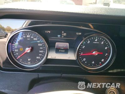 Zdjęcie 9 z 12 samochodu: 2018 MERCEDES-BENZ E 300 VIN:WDDZF4JB6JA329073 - miniatura