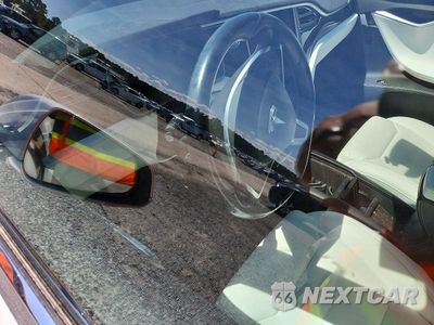 Zdjęcie 8 z 12 samochodu: 2017 TESLA MODEL S VIN:5YJSA1E2XHF187167 - miniatura