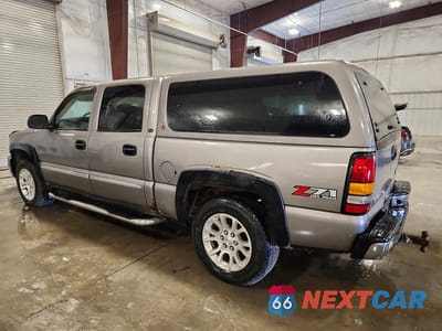 Drugie zdjęcie samochodu z przodu: 2006 GMC NEW SIERRA K1500 VIN:2GTEK13T361242631 - miniatura