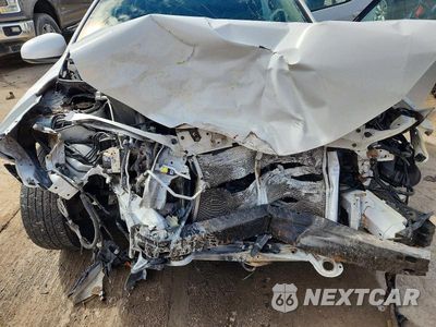 Zdjęcie 11 z 12 samochodu: 2018 TOYOTA COROLLA LE VIN:2T1BURHE3JC051159 - miniatura