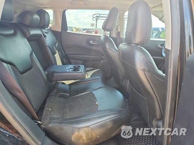 Zdjęcie 11 z 13 samochodu: 2019 JEEP COMPASS LATITUDE VIN:3C4NJDBB1KT713875 - miniatura