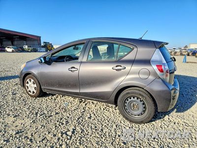Drugie zdjęcie samochodu z przodu: 2013 TOYOTA PRIUS C ONE VIN:JTDKDTB36D1556092 - miniatura