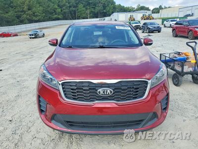 Piąte zdjęcie samochodu w środku: 2020 KIA SORENTO LX VIN:5XYPG4A32LG688723 - miniatura