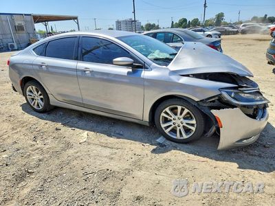 Czwarte zdjęcie samochodu z boku: 2015 CHRYSLER 200 LIMITED VIN:1C3CCCAB1FN568988 - miniatura