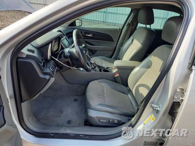 Zdjęcie 7 z 13 samochodu: 2015 CHEVROLET MALIBU 2LT VIN:1G11D5SL0FF126483 - miniatura