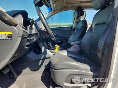 Zdjęcie 7 z 13 samochodu: 2017 HYUNDAI SANTA FE LIMITED ULTIMATE VIN:KM8SR4HF5HU174838 - miniatura
