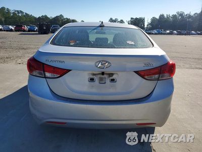 Zdjęcie 6 z 12 samochodu: 2013 HYUNDAI ELANTRA GLS VIN:KMHDH4AE6DU001398 - miniatura