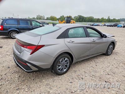 Trzecie zdjęcie samochodu z tyłu: 2024 HYUNDAI ELANTRA SEL VIN:KMHLM4DG3RU813477 - miniatura