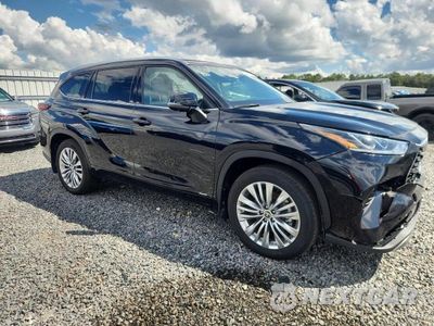 Czwarte zdjęcie samochodu z boku: 2026 TOYOTA HIGHLANDER HYBRID PLATINUM VIN:5TDEBRCH0TS708840 - miniatura
