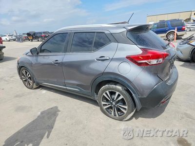 Drugie zdjęcie samochodu z przodu: 2019 NISSAN KICKS SR VIN:3N1CP5CU9KL518797 - miniatura