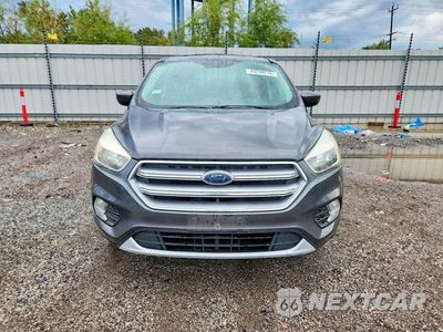 Piąte zdjęcie samochodu w środku: 2017 FORD ESCAPE SE VIN:1FMCU0GD9HUD44047 - miniatura